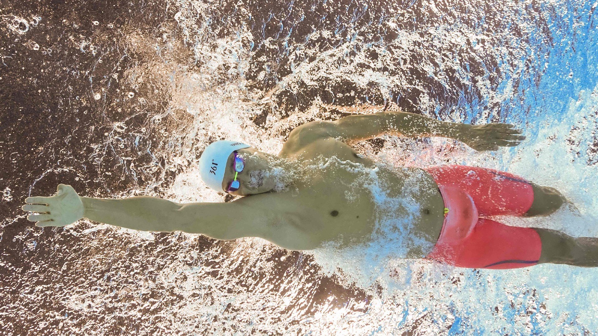 中国足球国家队技术战术演练成效明显，中国足球技术档案